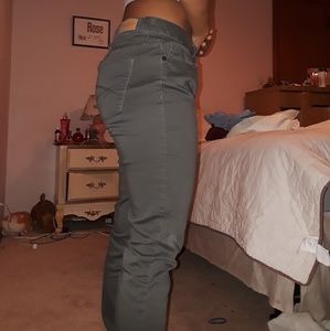 Ankle jegging